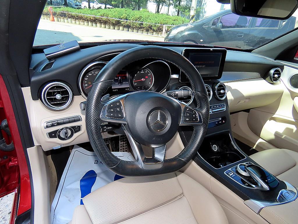 Mercedes-Benz C-Class — photo 11