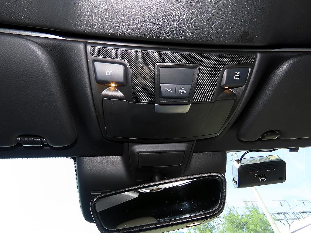 Mercedes-Benz C-Class — photo 17