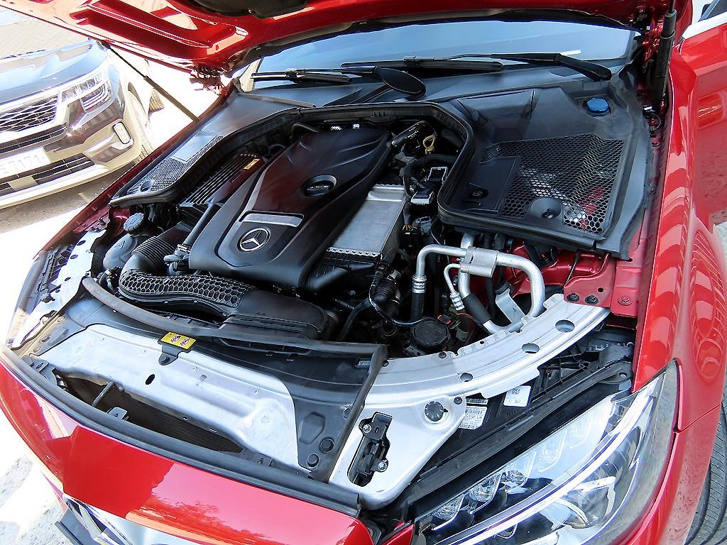 Mercedes-Benz C-Class — photo 19