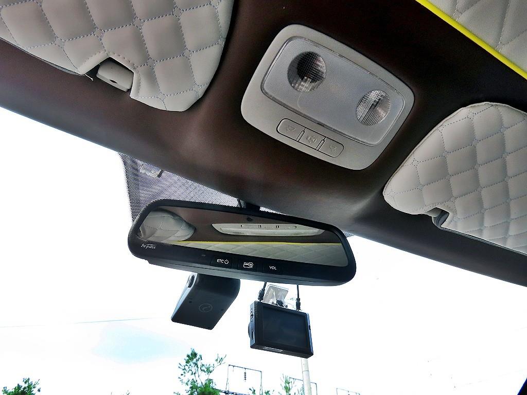 Hyundai Starex — photo 14