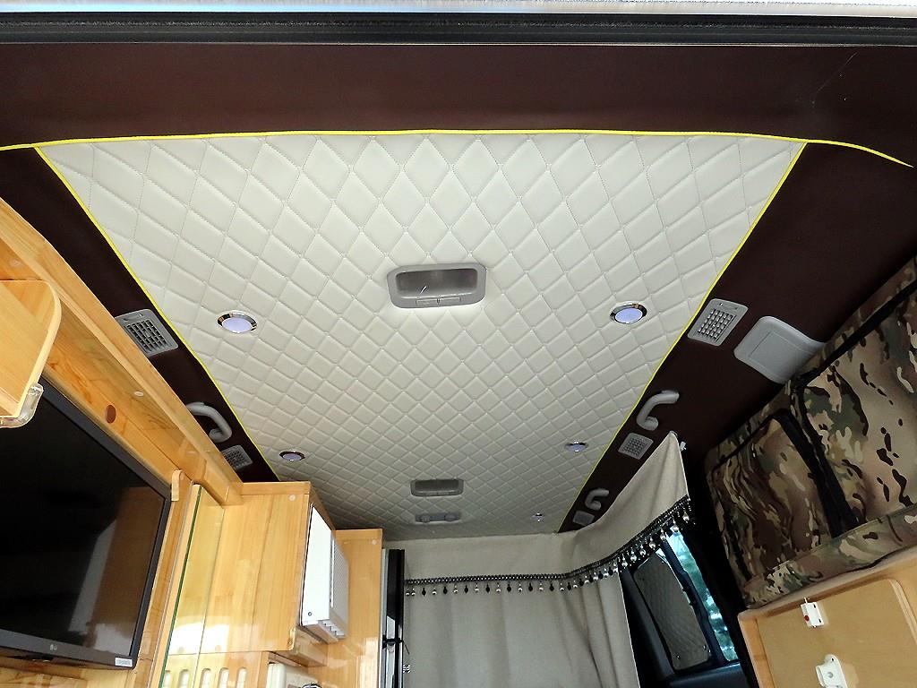 Hyundai Starex — photo 15