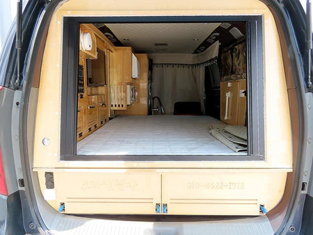 Hyundai Starex — photo 16