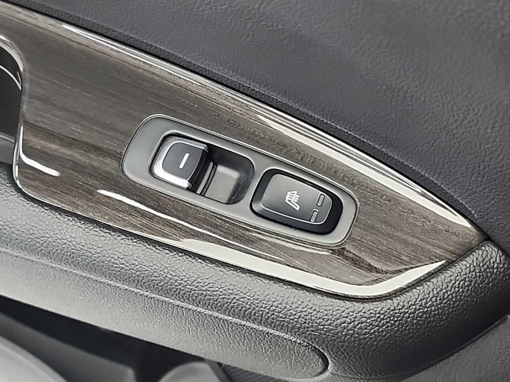 Kia K5 — photo 15