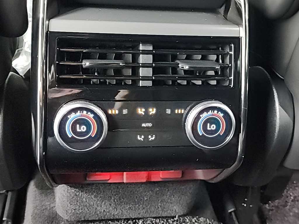 Land Rover Range Rover Sport — photo 13