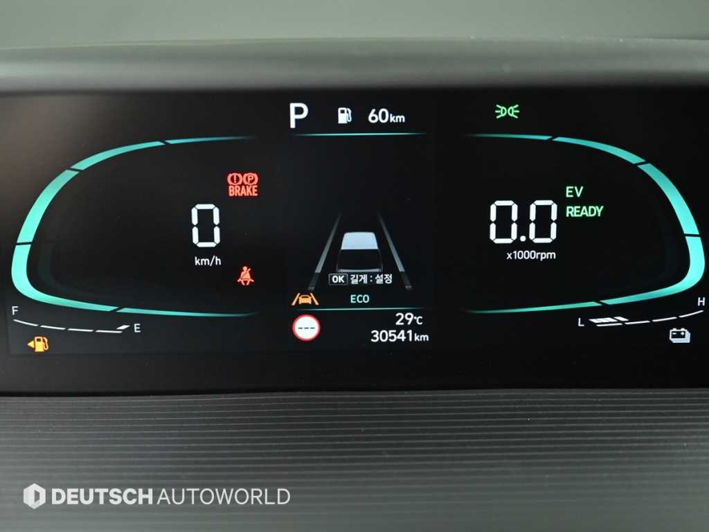 Hyundai Staria — photo 08