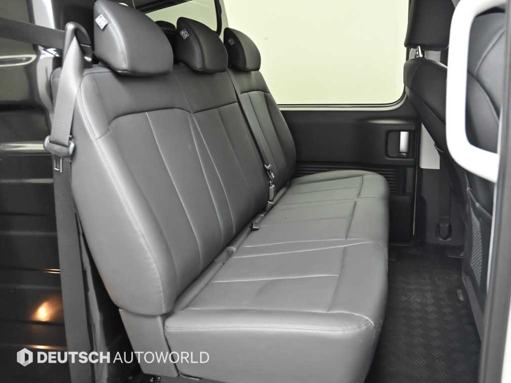 Hyundai Staria — photo 12