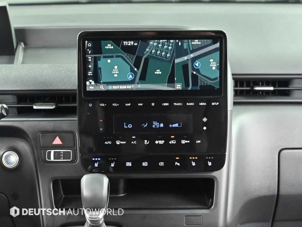 Hyundai Staria — photo 14