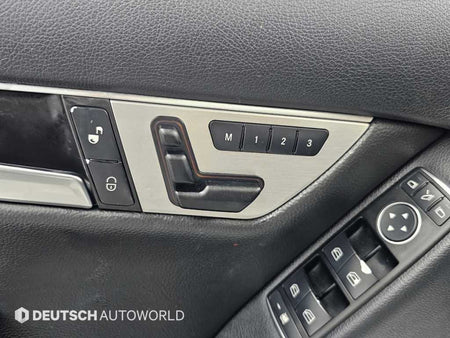 Mercedes-Benz C-Class — photo 16