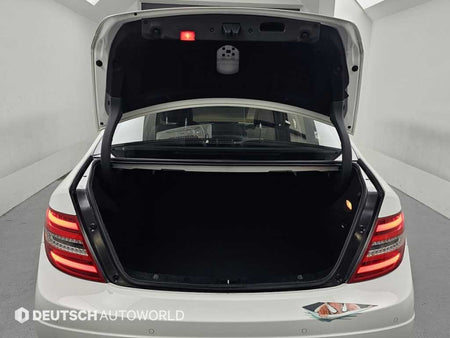 Mercedes-Benz C-Class — photo 19