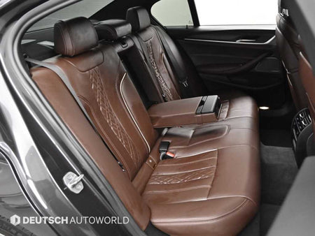BMW 5-Series — photo 12
