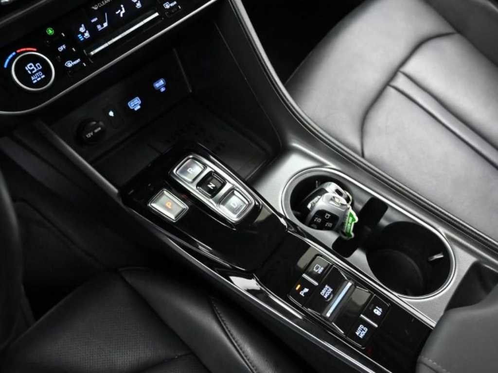Hyundai Sonata — photo 09