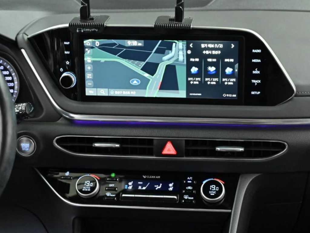 Hyundai Sonata — photo 14