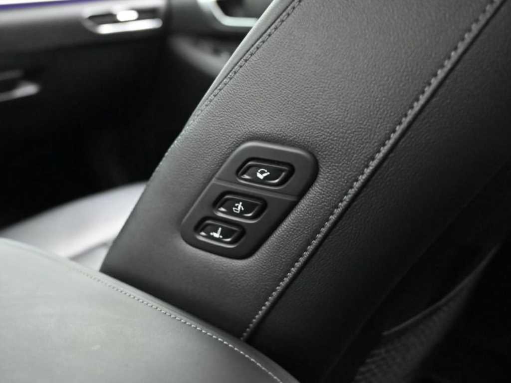 Hyundai Sonata — photo 18