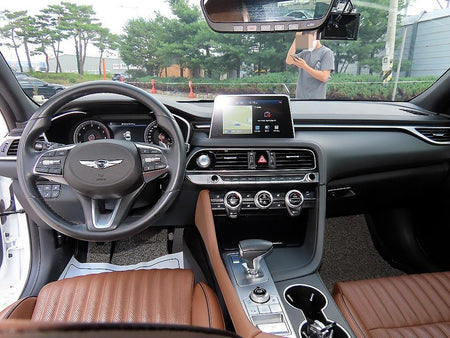 Genesis G70 — photo 07