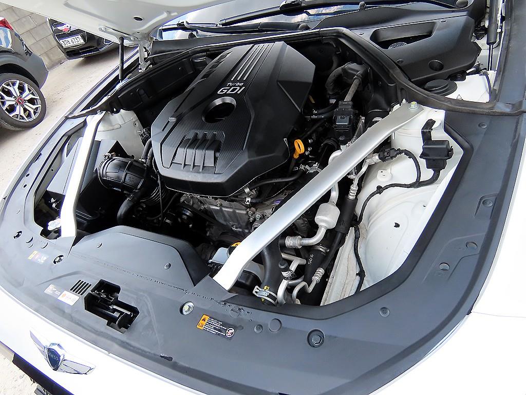 Genesis G70 — photo 19