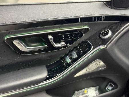 Mercedes-Benz S-Class — photo 11