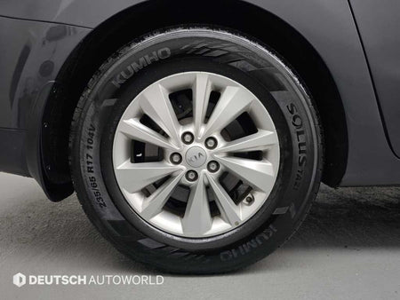 Kia Carnival — photo 05