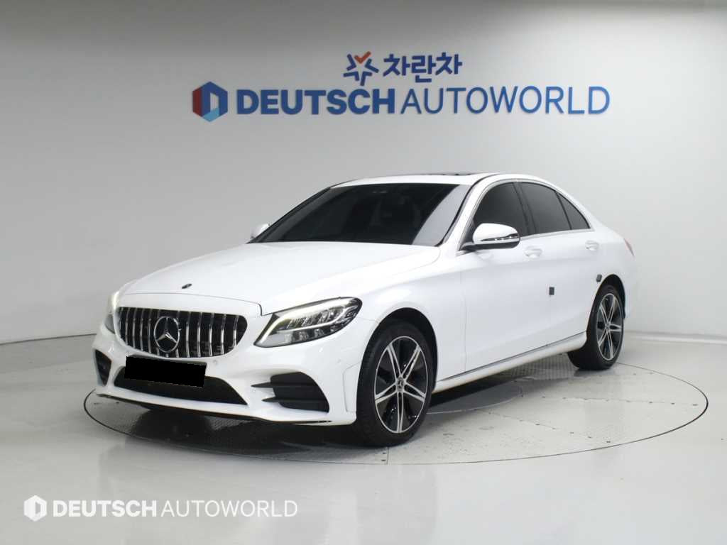 Mercedes-Benz C-Class — photo 01