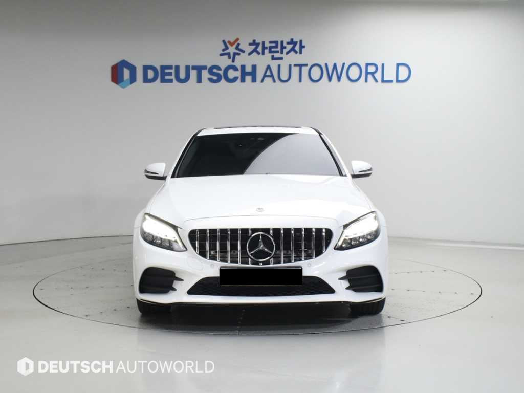Mercedes-Benz C-Class — photo 03