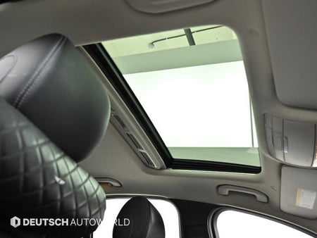 Mercedes-Benz C-Class — photo 18
