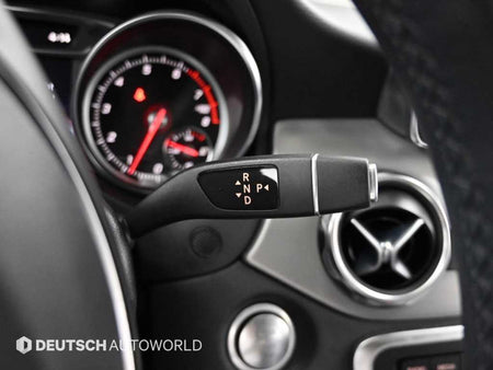 Mercedes-Benz GLA-Class — photo 09