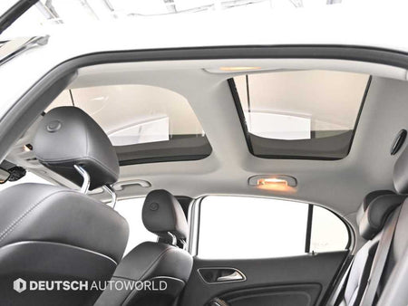 Mercedes-Benz GLA-Class — photo 18