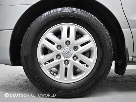 Hyundai Starex — photo 05