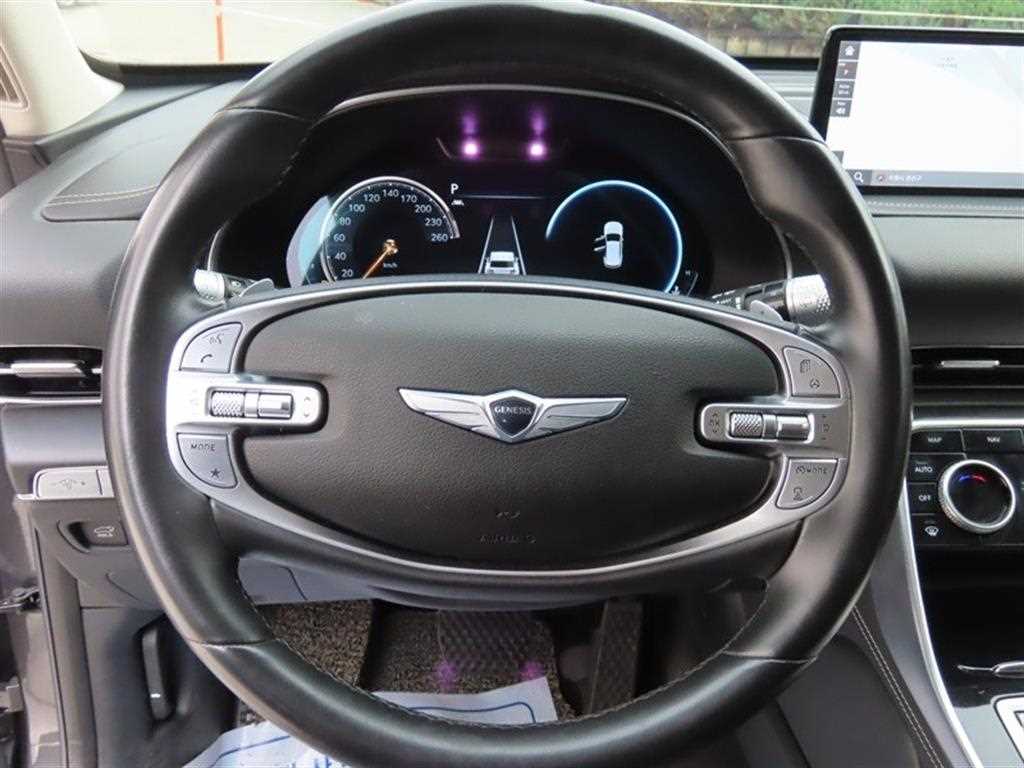 Genesis GV80 — photo 10