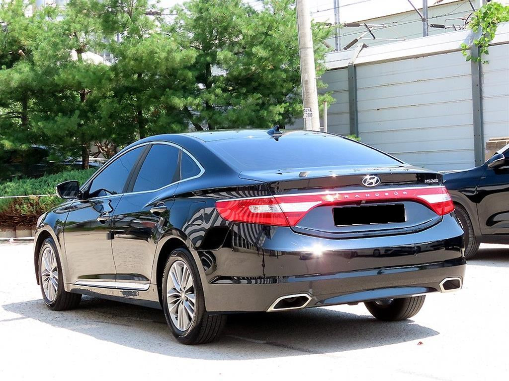 Hyundai Grandeur — photo 03