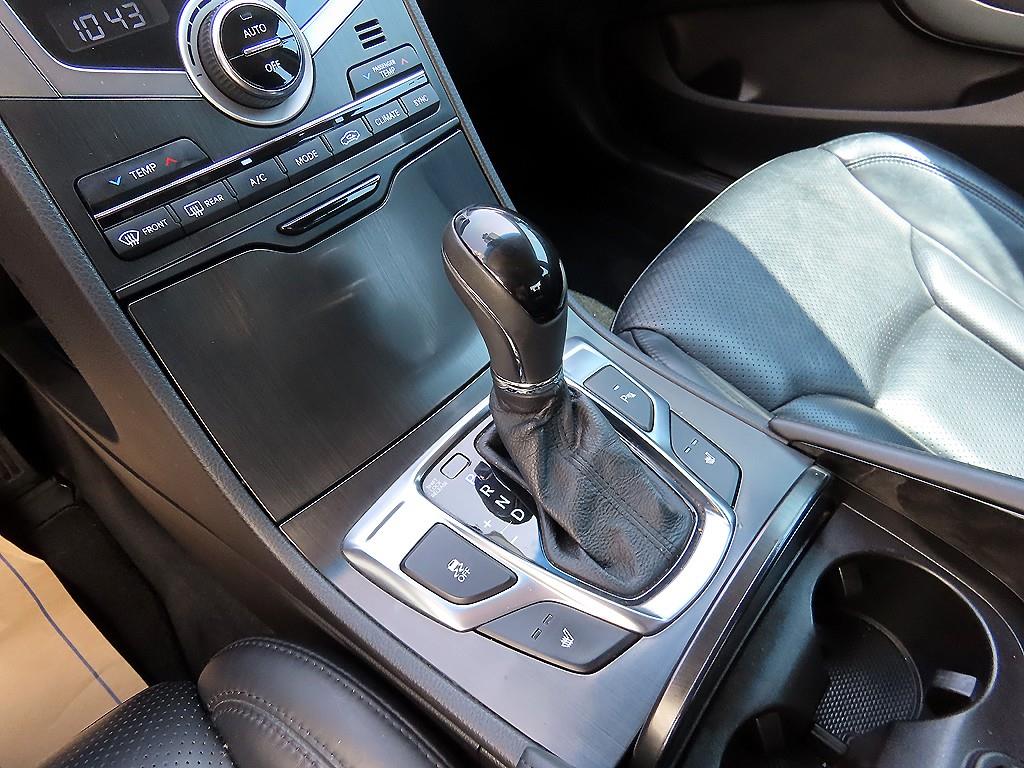 Hyundai Grandeur — photo 10