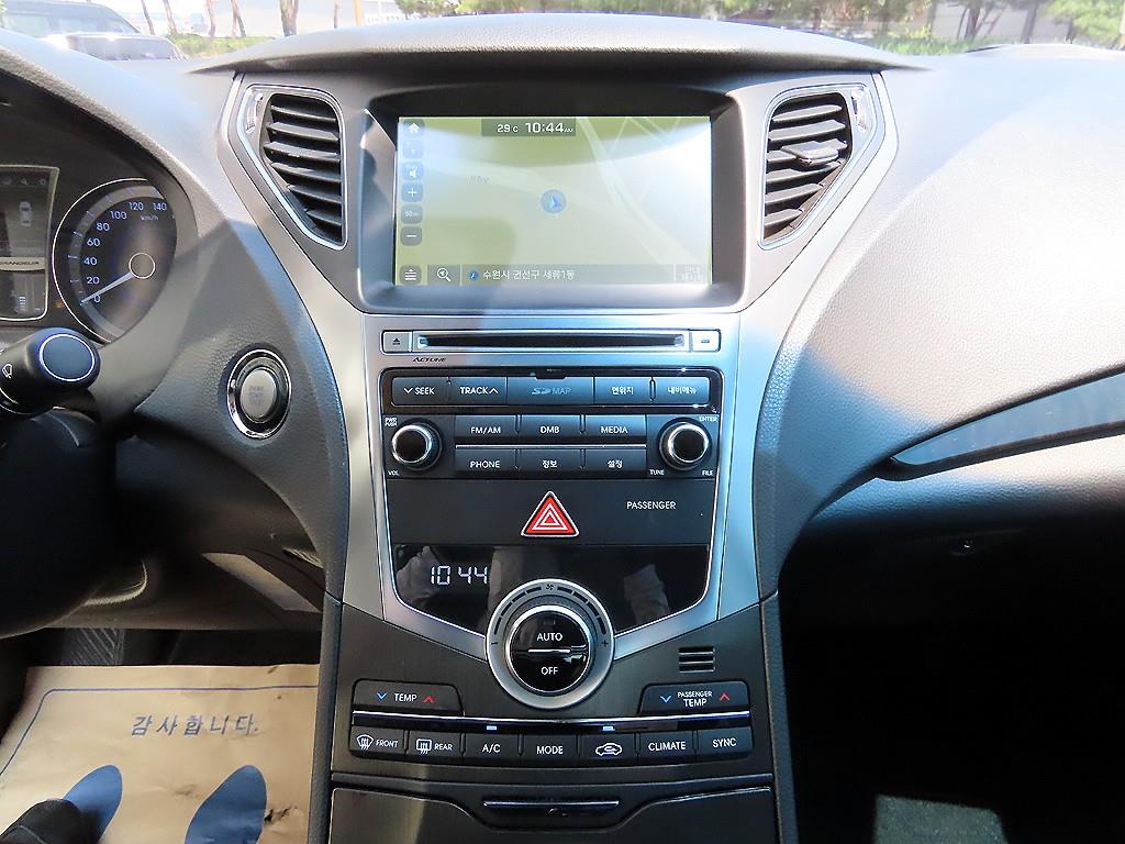 Hyundai Grandeur — photo 12