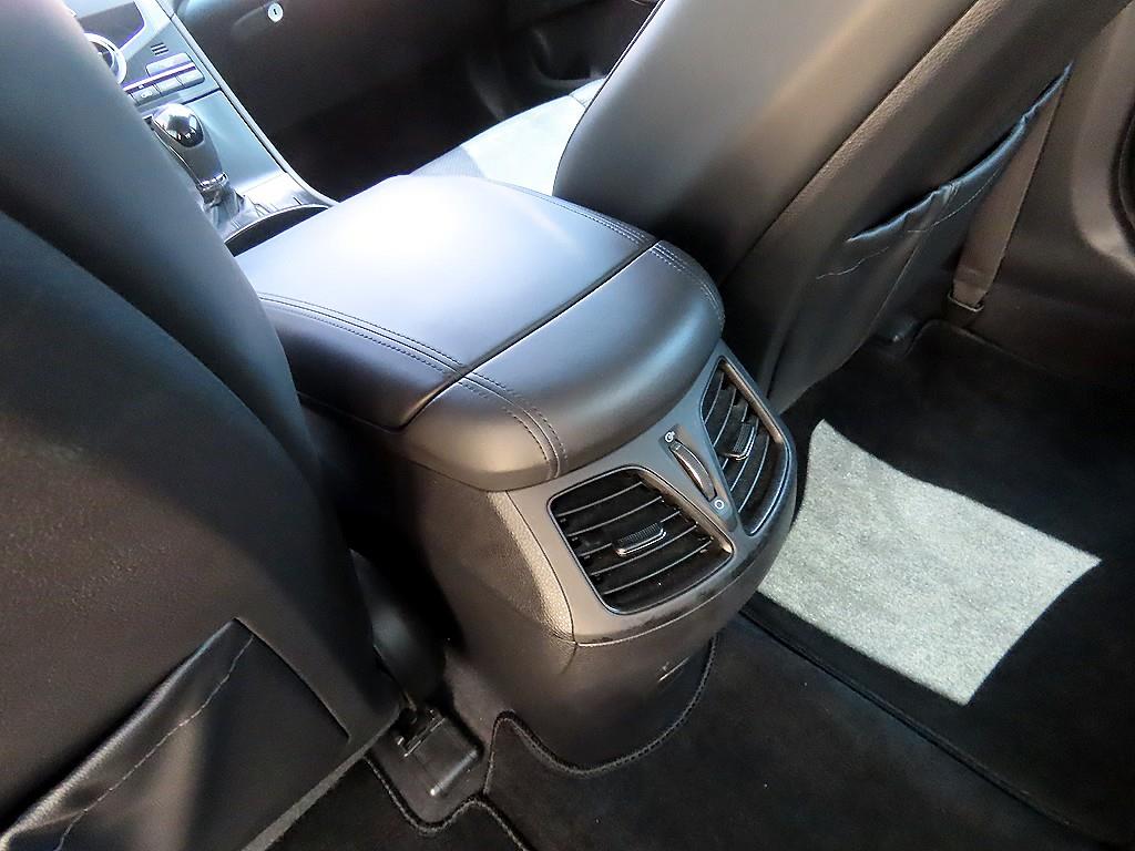 Hyundai Grandeur — photo 17