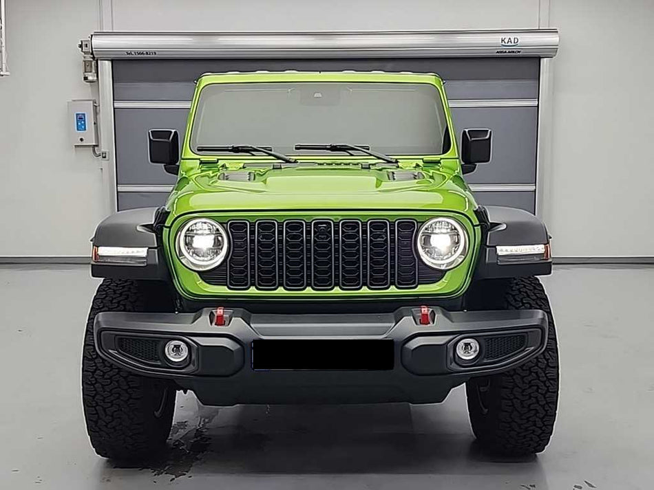 Jeep Wrangler — photo 02