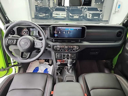 Jeep Wrangler — photo 06