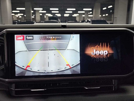 Jeep Wrangler — photo 14