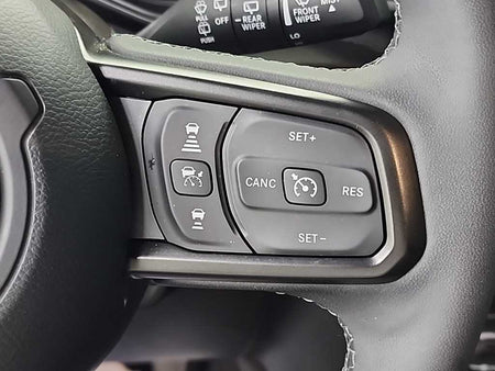 Jeep Wrangler — photo 16