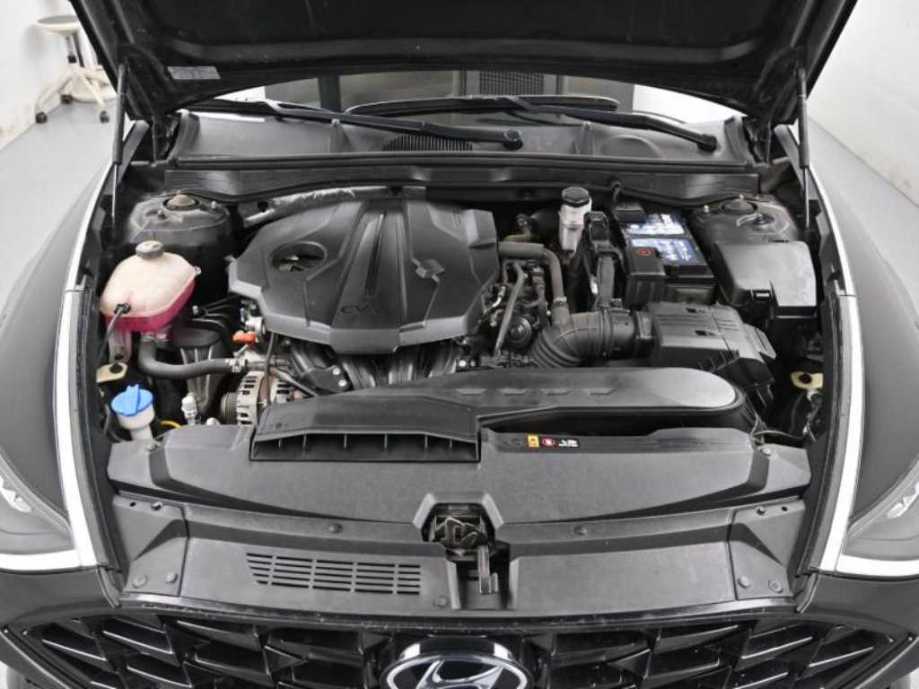 Hyundai Sonata — photo 06