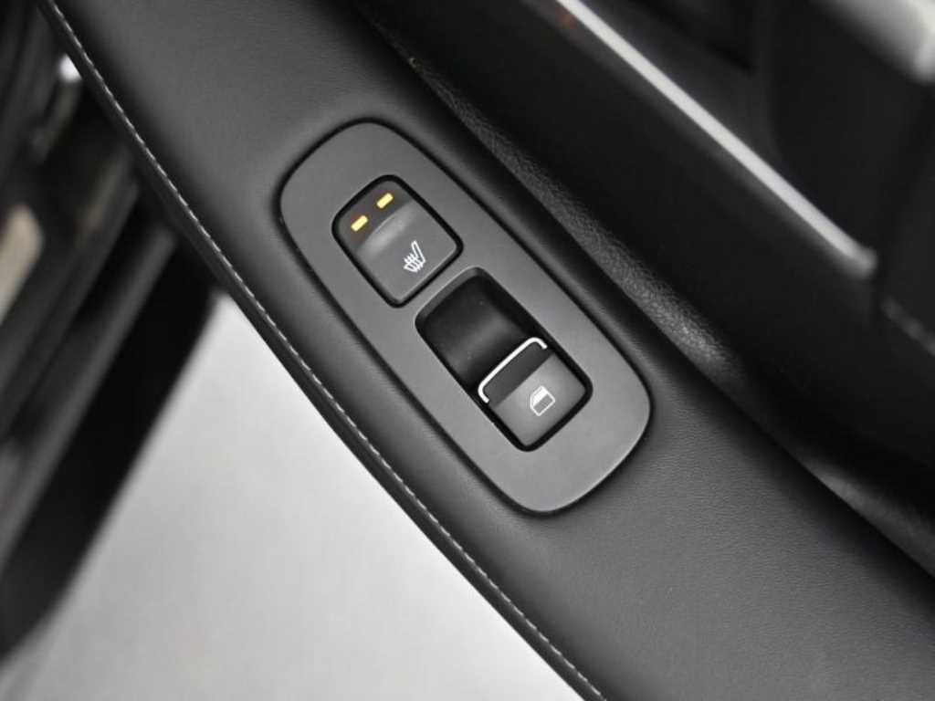 Hyundai Sonata — photo 16