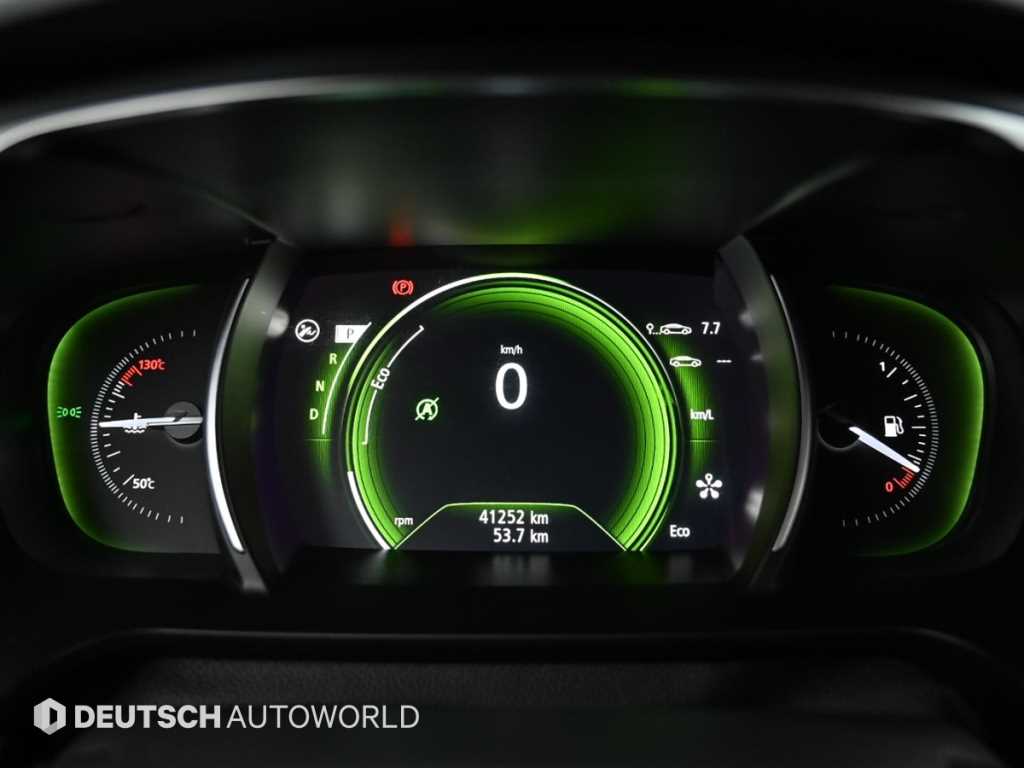 RENAULT SM6 — photo 08