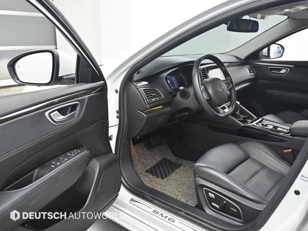RENAULT SM6 — photo 11