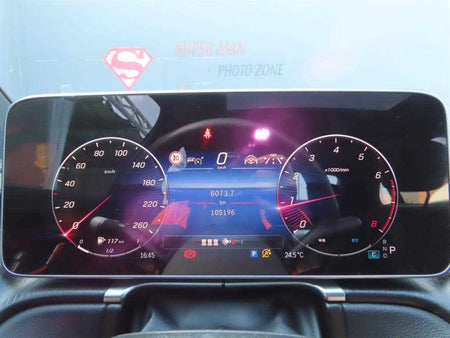 Mercedes-Benz S-Class — photo 10