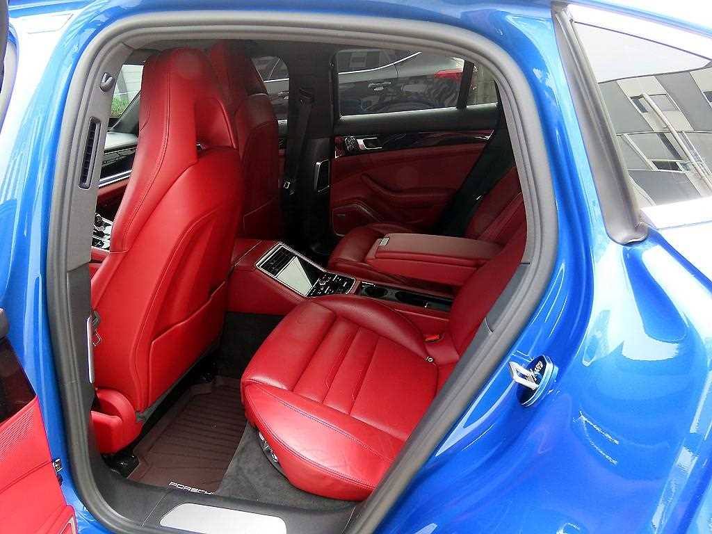 Porsche Panamera — photo 06