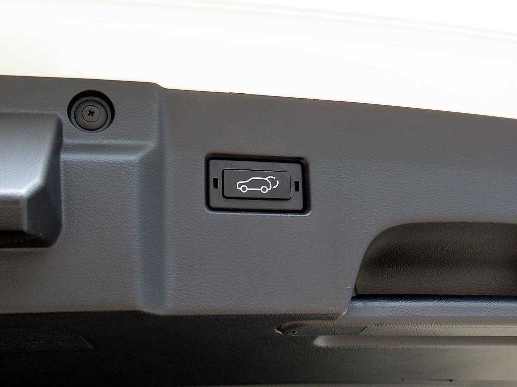 KGM Actyon — photo 15
