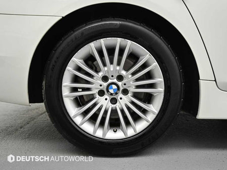 BMW 5-Series — photo 06