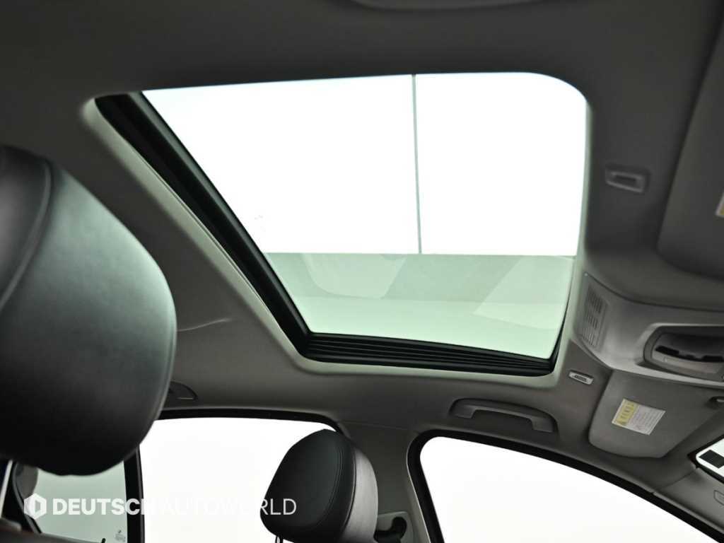 BMW 5-Series — photo 11