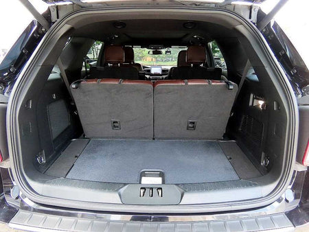 Ford Explorer — photo 16