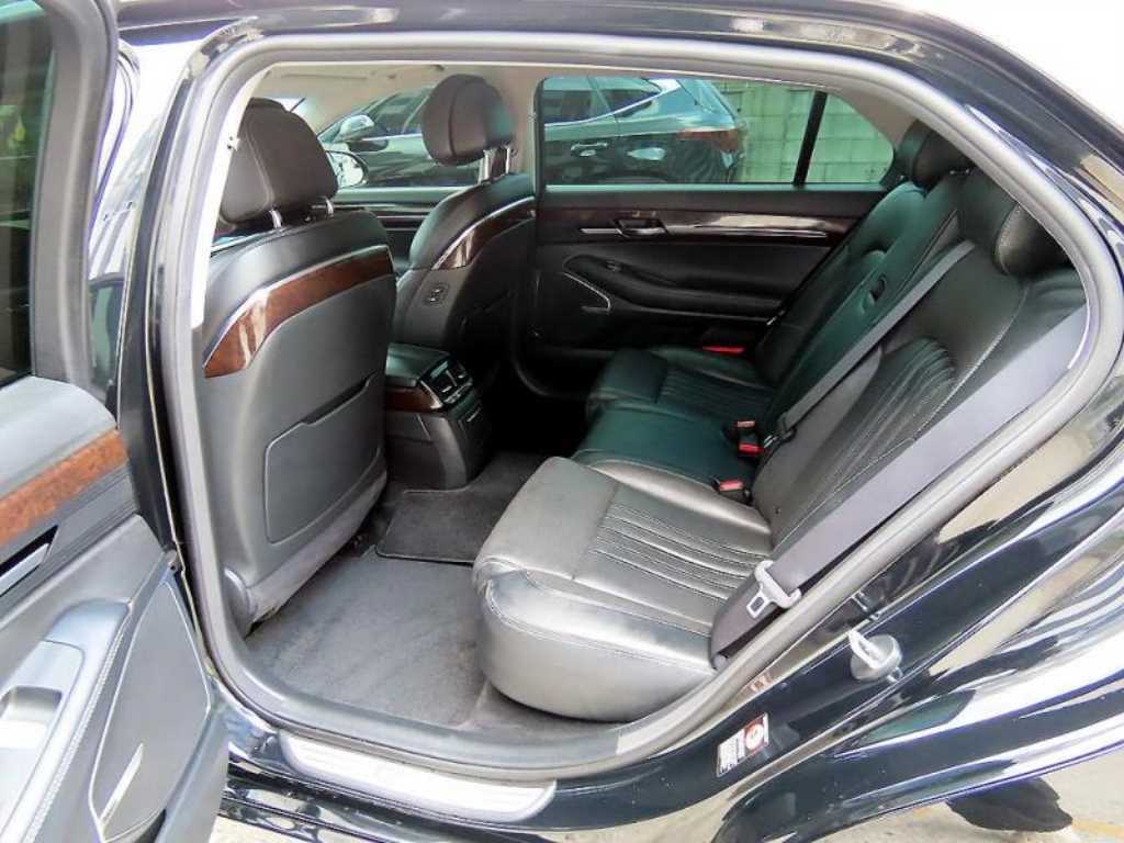Genesis EQ900 — photo 06