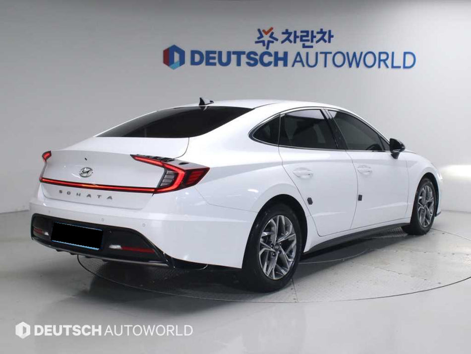 Hyundai Sonata — photo 02