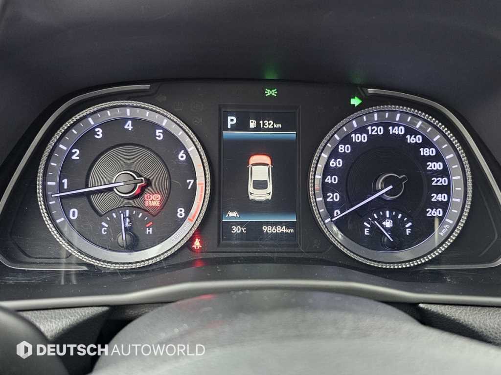 Hyundai Sonata — photo 08