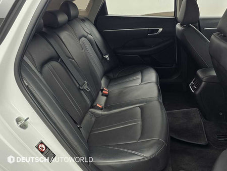 Hyundai Sonata — photo 12